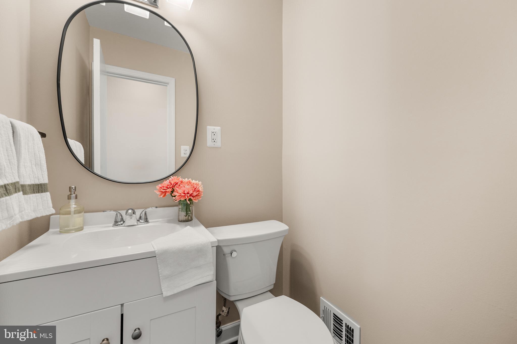 9078 Brook Ford Road Burke, VA 22015 - Photo 17 of 50 Main Level Half Bathroom