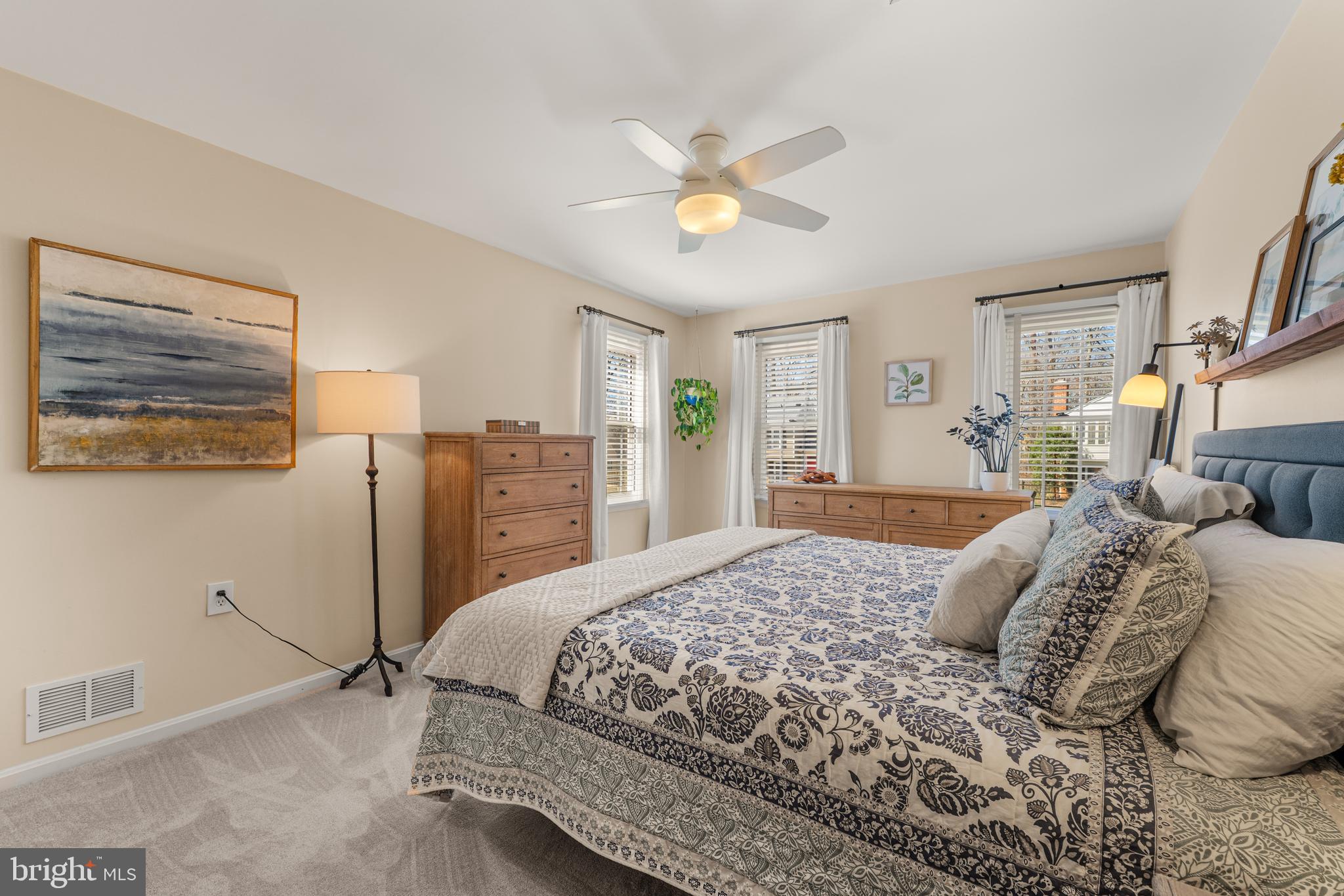 9078 Brook Ford Road Burke, VA 22015 - Photo 22 of 50 Primary Bedroom Suite