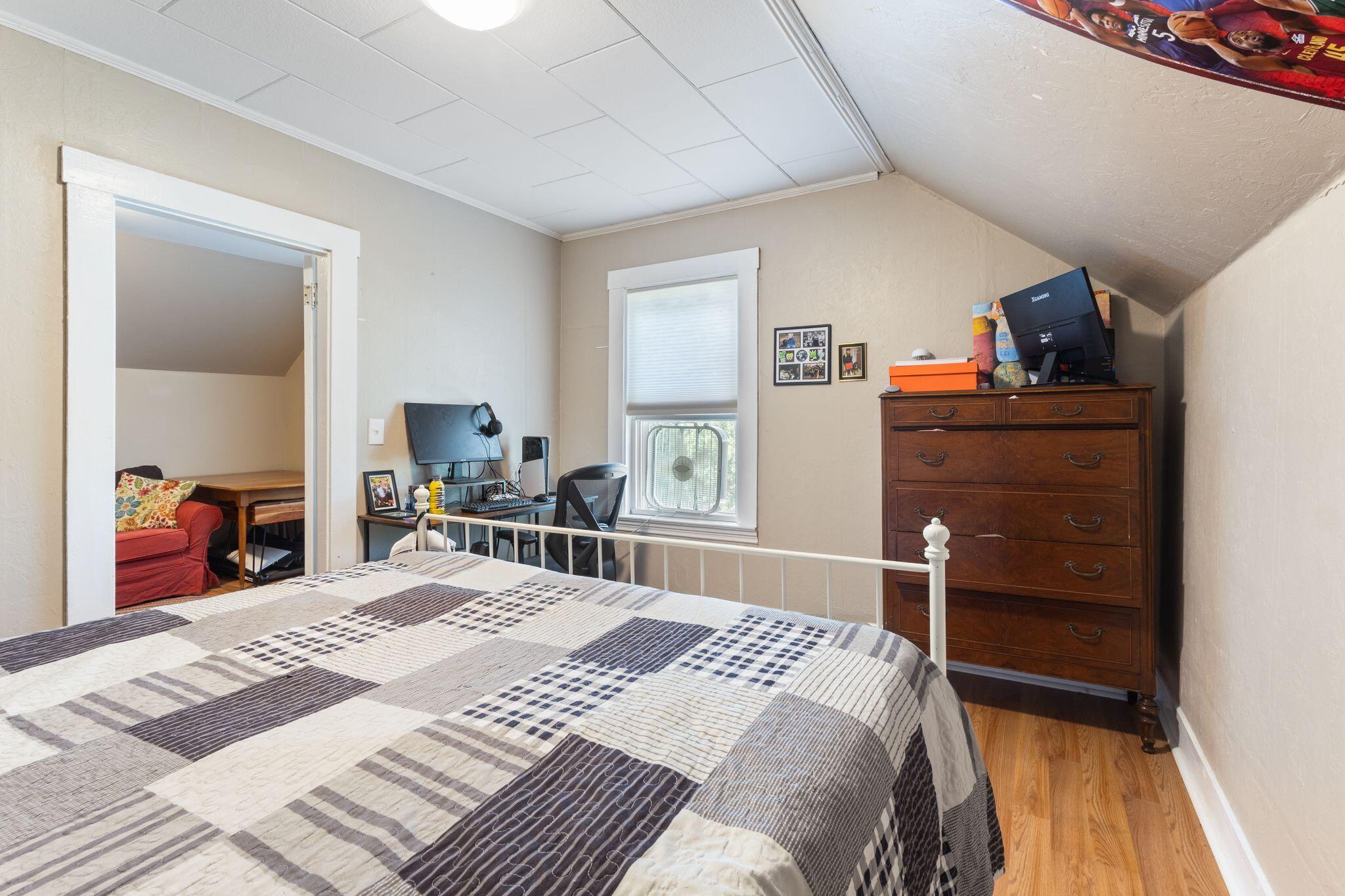 31 Dill Street Lewiston, ME 04240 - Photo 19 of 29 Bedroom #2