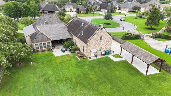 $799,900 | 9291 Pebble Beach Circle, Denham Springs, LA 70726