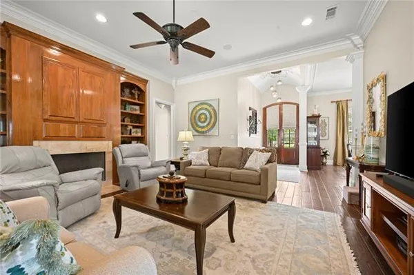 $799,900 | 9291 Pebble Beach Circle, Denham Springs, LA 70726