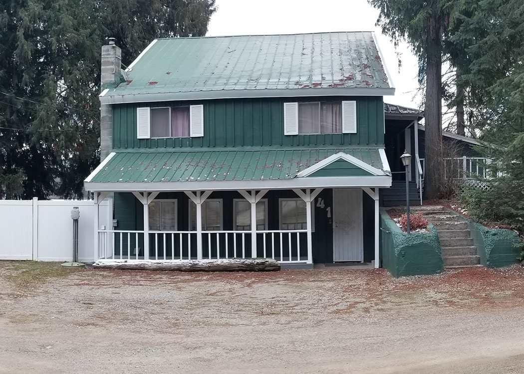 41 Reeds Landing Road Newport, WA 99156 - Photo 1 of 20 Gallery Image 1