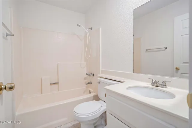 $475,000 | 43742 Rialto Drive, Lancaster, CA 93535