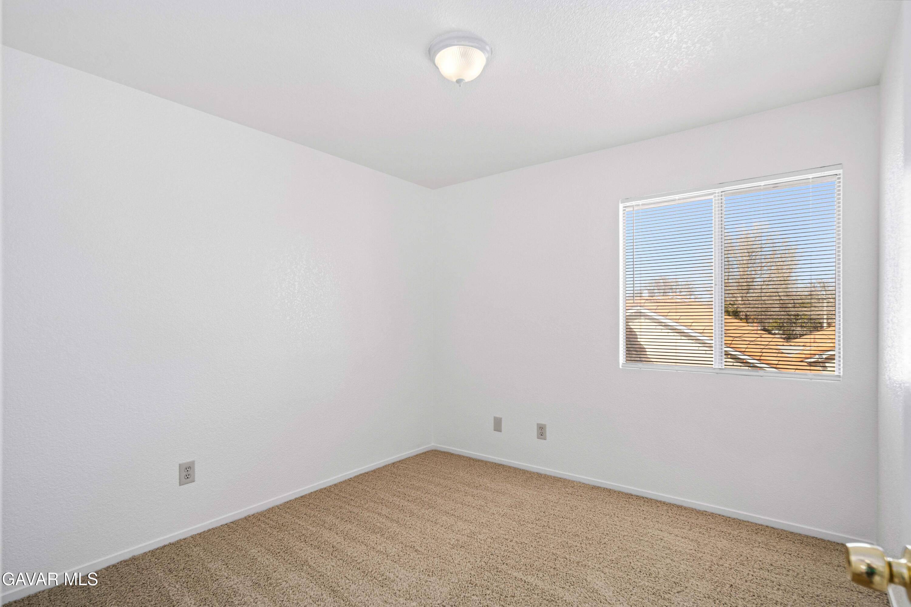 43742 Rialto Drive Lancaster, CA 93535 - Photo 27 of 33 Rialto-27