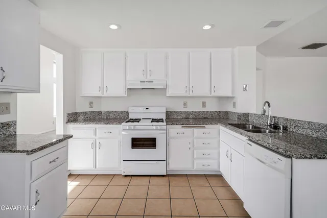 $475,000 | 43742 Rialto Drive, Lancaster, CA 93535