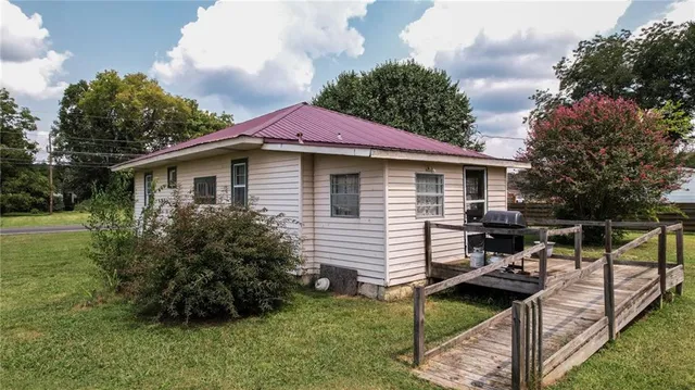 a view of a house with a patio