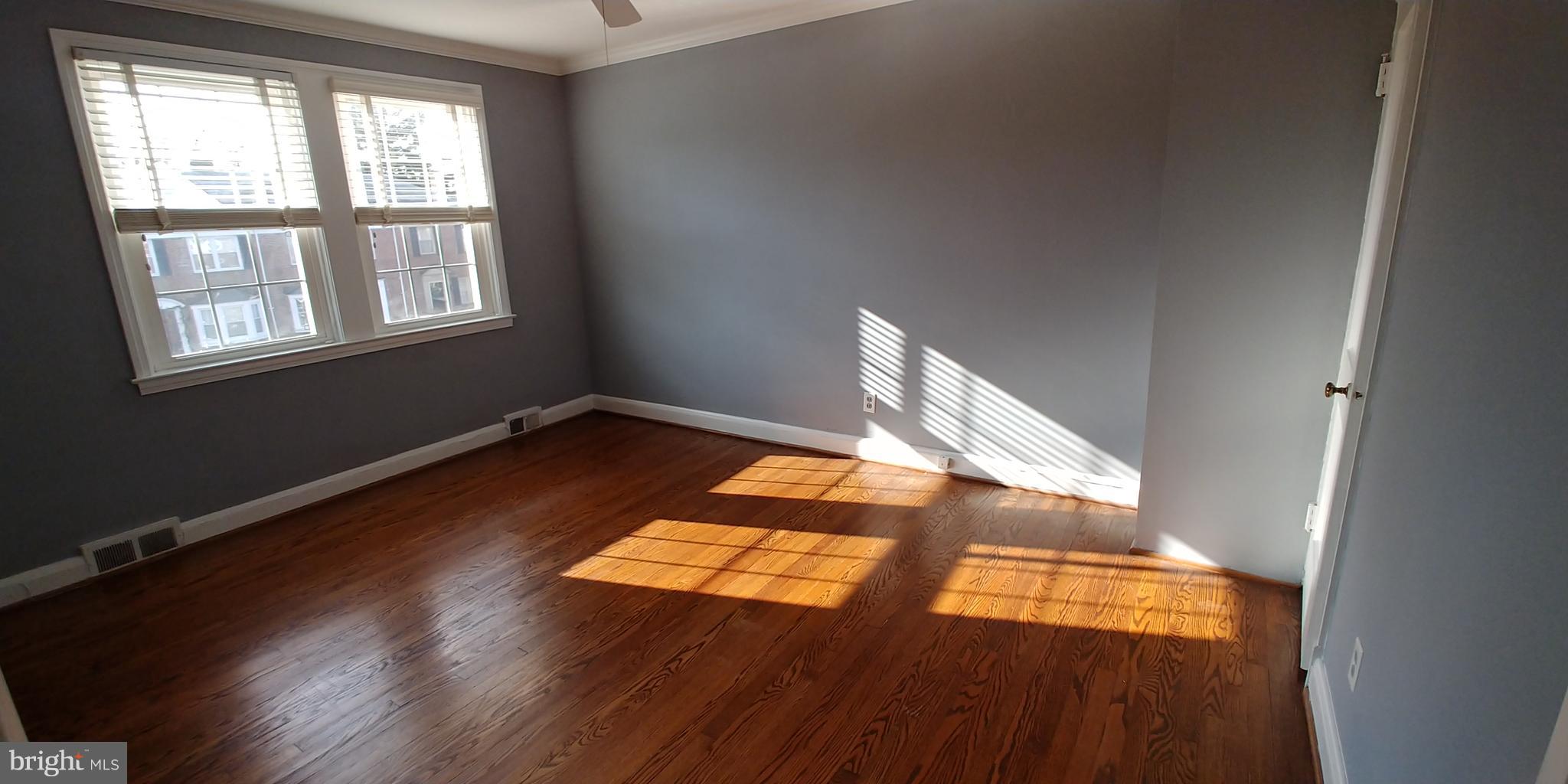 124 Overbrook Road Baltimore, MD 21212 - Photo 12 of 15 Sunny Master Bedroom