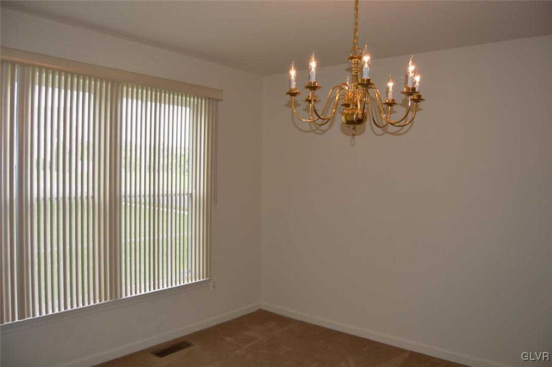 25 Clover Hollow Road Easton, PA 18045 - Photo 11 of 30 Gallery Image 11