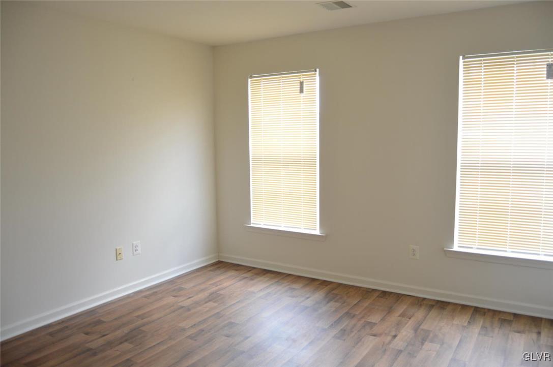 25 Clover Hollow Road Easton, PA 18045 - Photo 19 of 30 Gallery Image 19