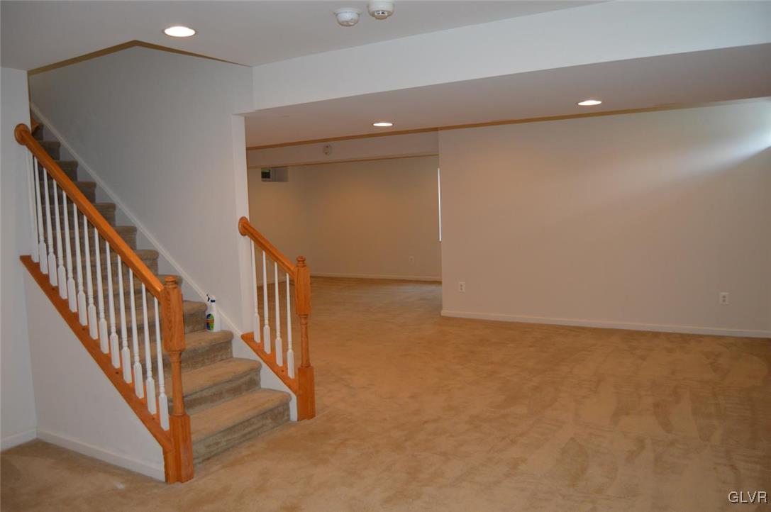 25 Clover Hollow Road Easton, PA 18045 - Photo 22 of 30 Gallery Image 22