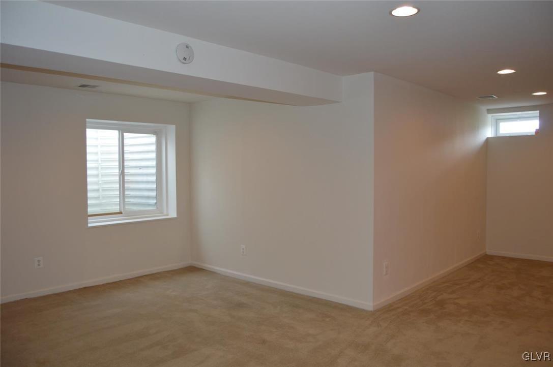 25 Clover Hollow Road Easton, PA 18045 - Photo 23 of 30 Gallery Image 23