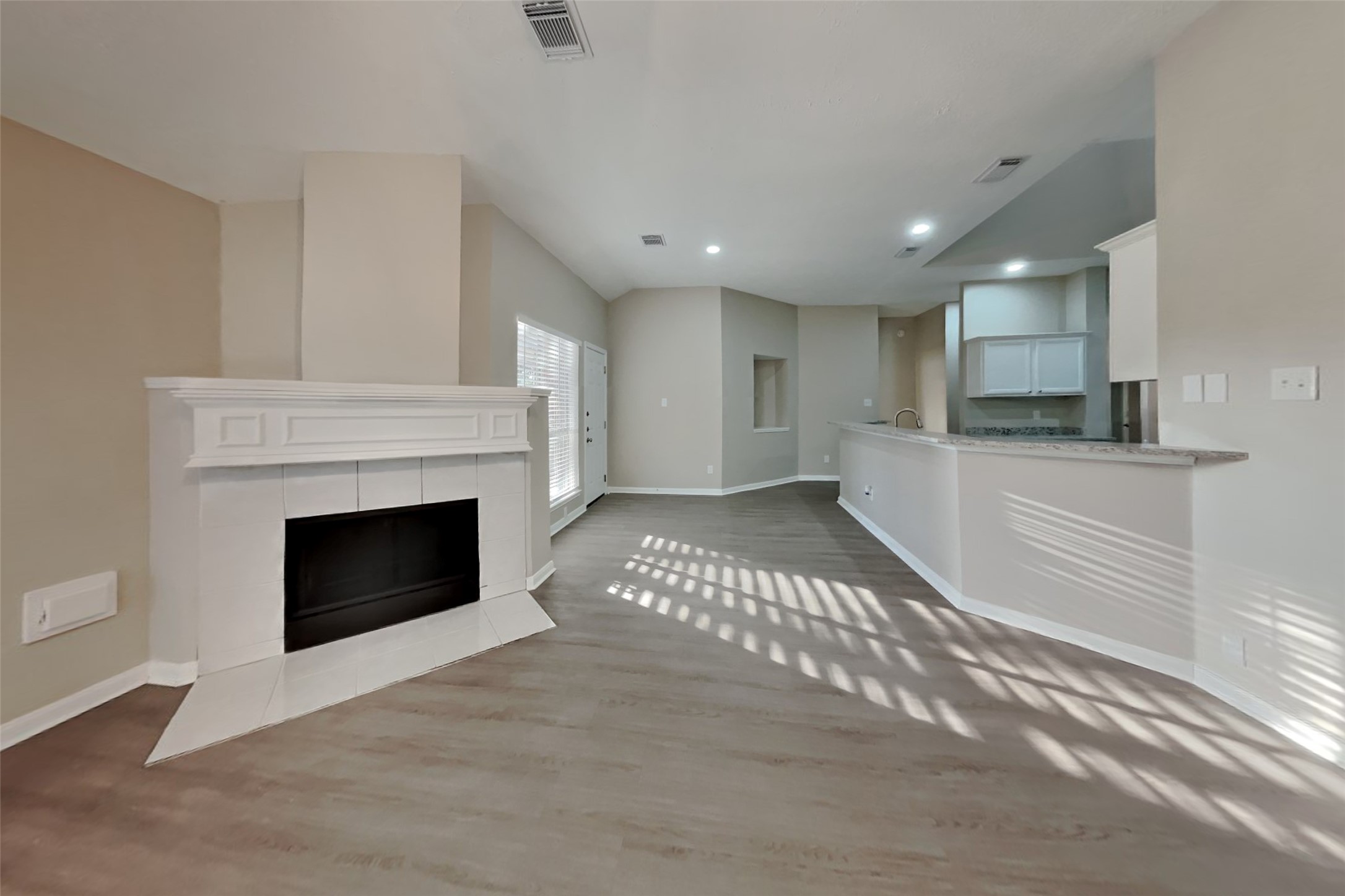 16902 Canyon Ridge Court Spring, TX 77379 - Photo 5 of 21 Gallery Image 5