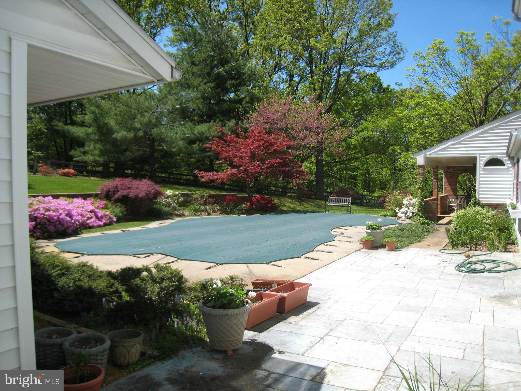 5319 Mountain View Drive Broad Run, VA 20137 - Photo 27 of 30 Exterior (Rear)