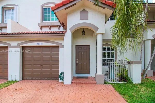 $3,900 | 5050 Northwest 116th Court, Doral, FL 33178