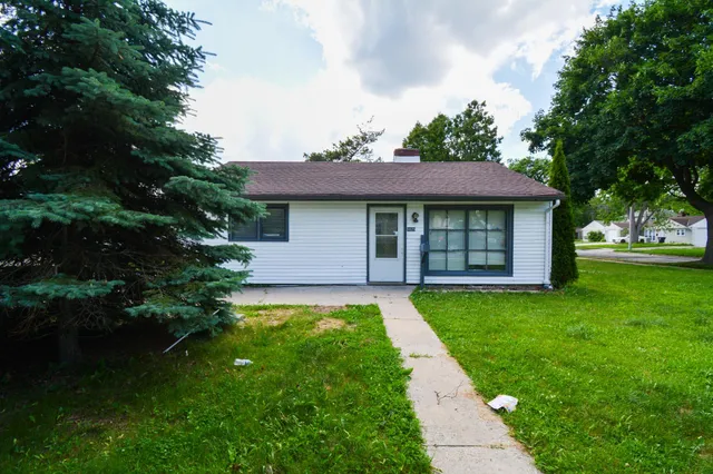 $159,900 | 5625 North 57th Street, Milwaukee, WI 53218