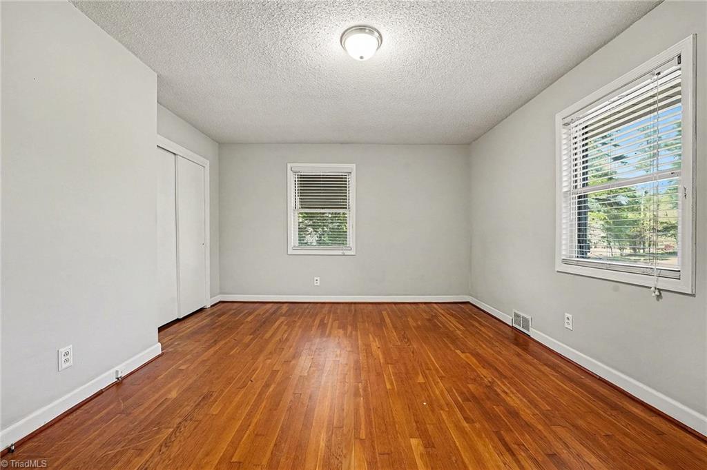 4405 Thomasville Road Winston-Salem, NC 27107 - Photo 21 of 29 Bedroom