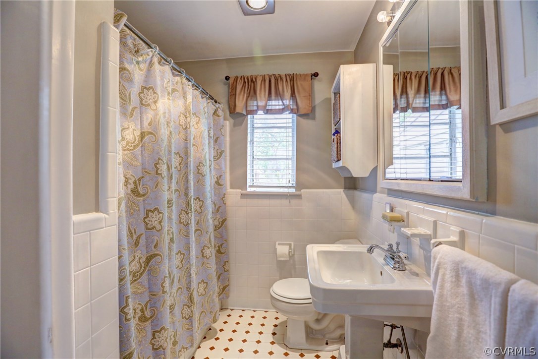 1404 Chowan Road Henrico, VA 23229 - Photo 25 of 32 Gallery Image 25