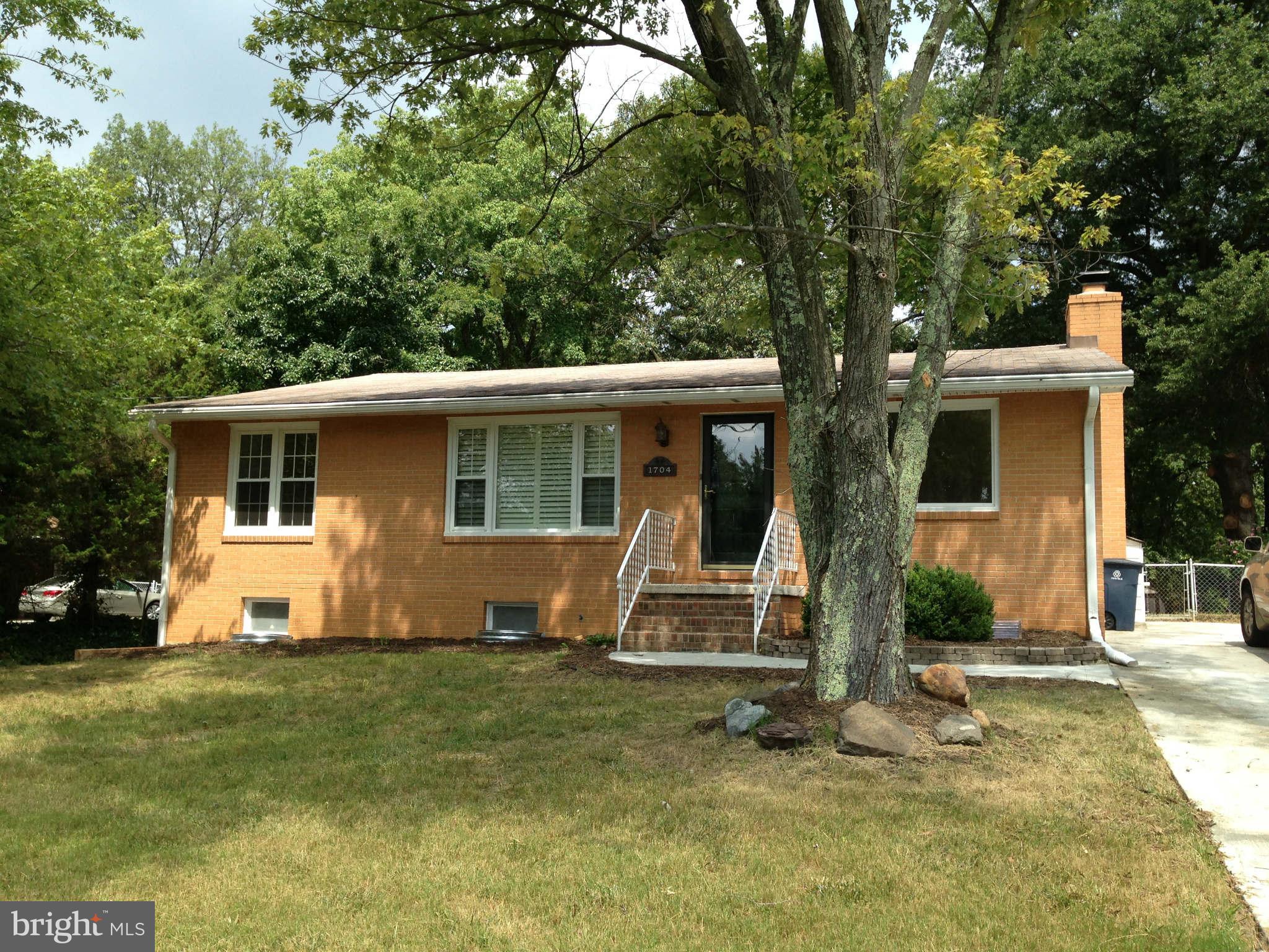 1704 Lee Road Fort Washington, MD 20744 - Photo 1 of 20 Exterior (Front)