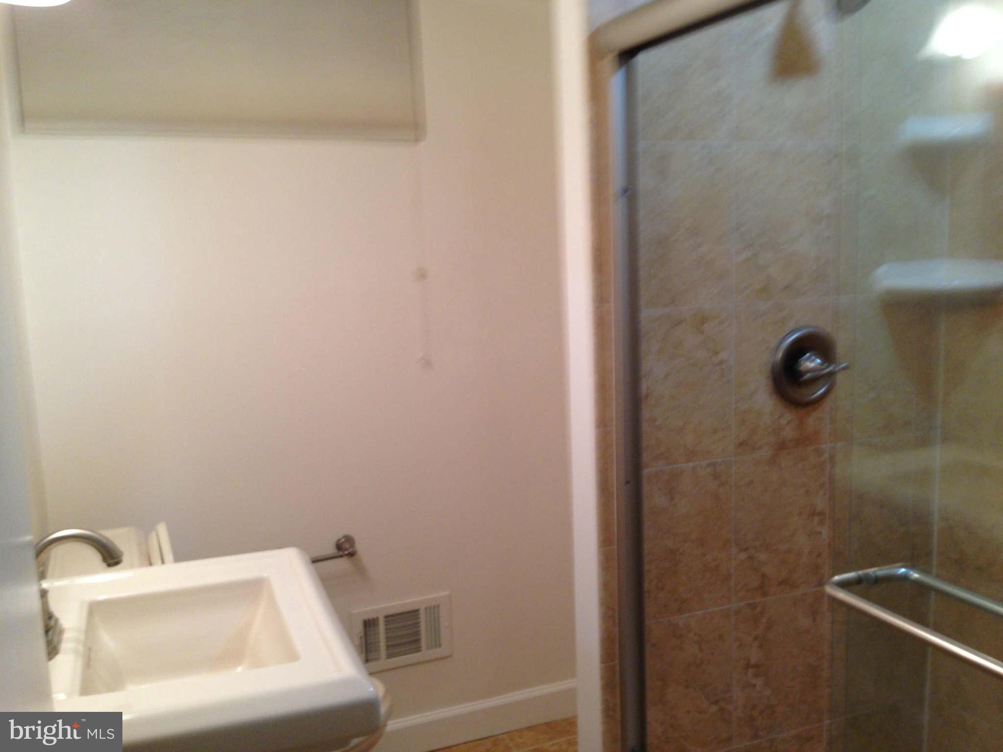 1704 Lee Road Fort Washington, MD 20744 - Photo 17 of 20 Bath 2
