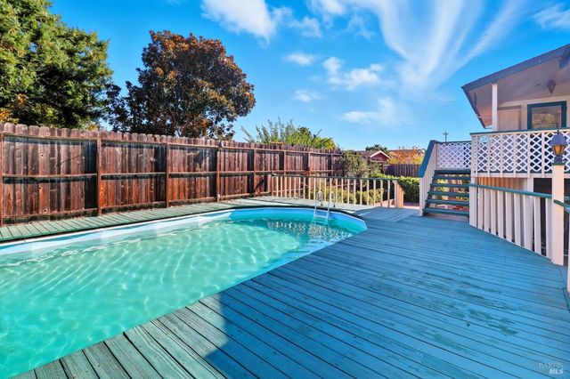 $995,000 | 2094 Center Road, Novato, CA 94947