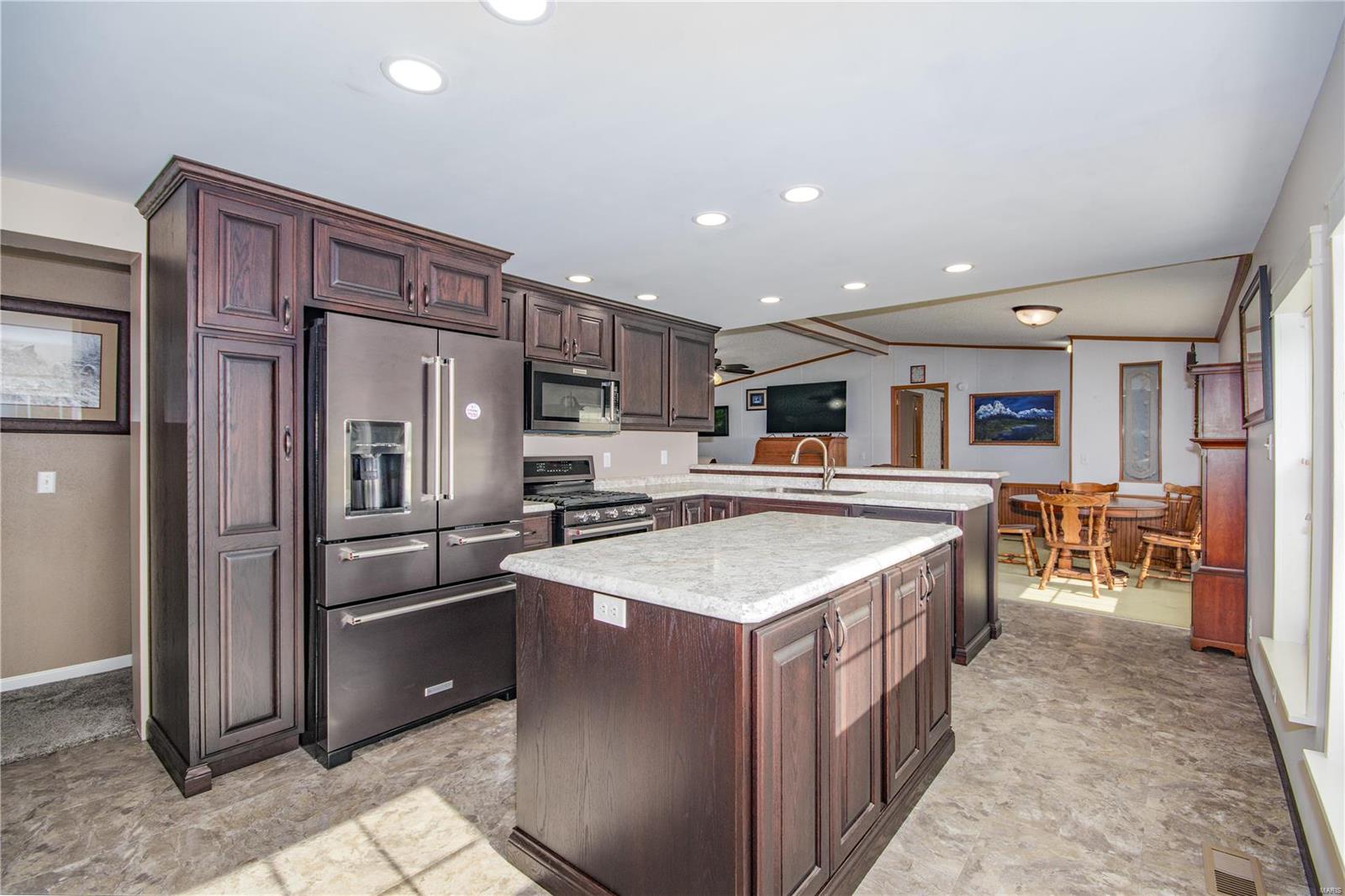 1469 North Carlyle Road Vandalia, IL 62471 - Photo 6 of 17