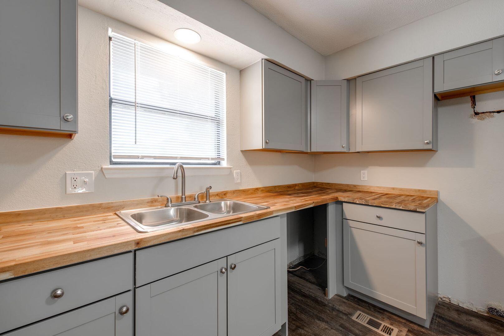 718 Salem Road, Unit A Rossville, GA 30741 - Photo 6 of 14 45712774_large