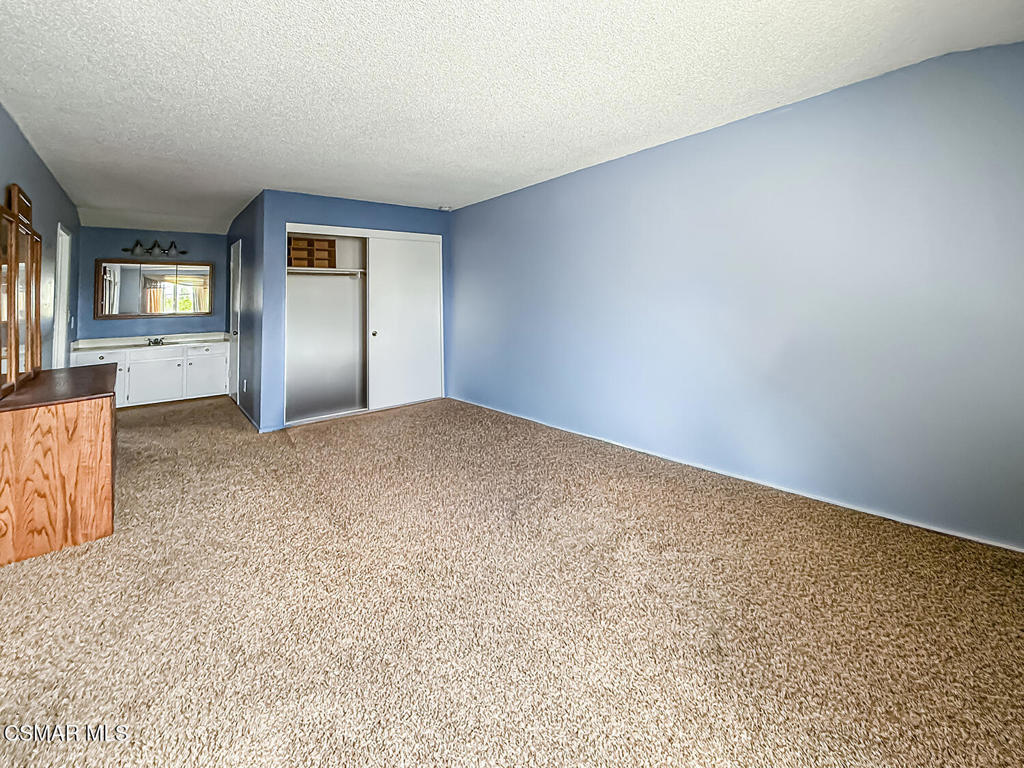 1191 Roldan Avenue Simi Valley, CA 93065 - Photo 19 of 29 kPrimary Bedroom Suite1
