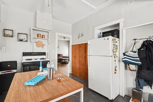 $289,900 | 118 North Hudson Street Southeast, Lowell, MI 49331