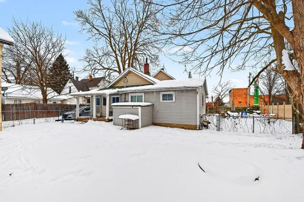 $289,900 | 118 North Hudson Street Southeast, Lowell, MI 49331