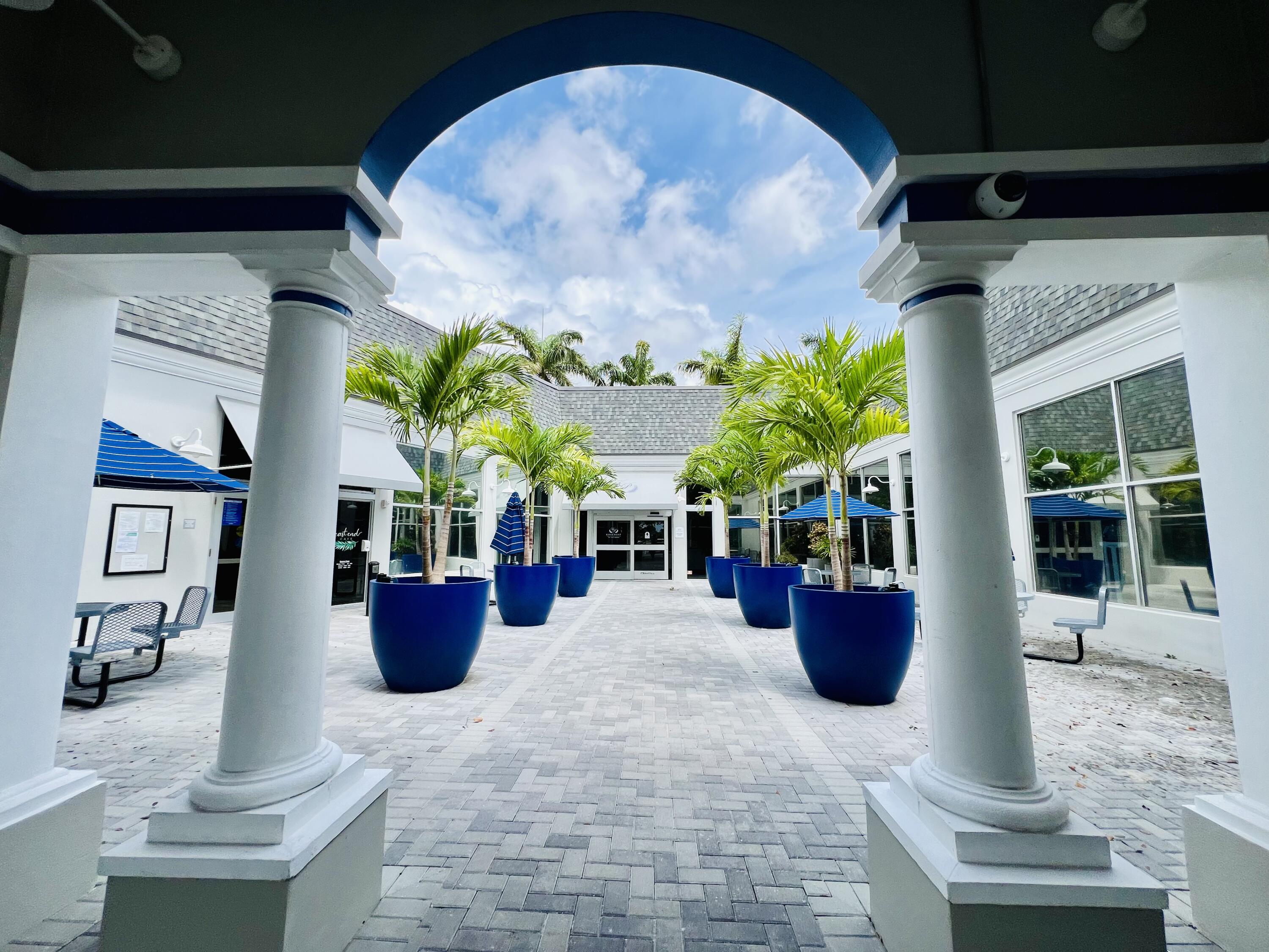 60 Normandy B Delray Beach, FL 33484 - Photo 26 of 48 Outdoor Cafe