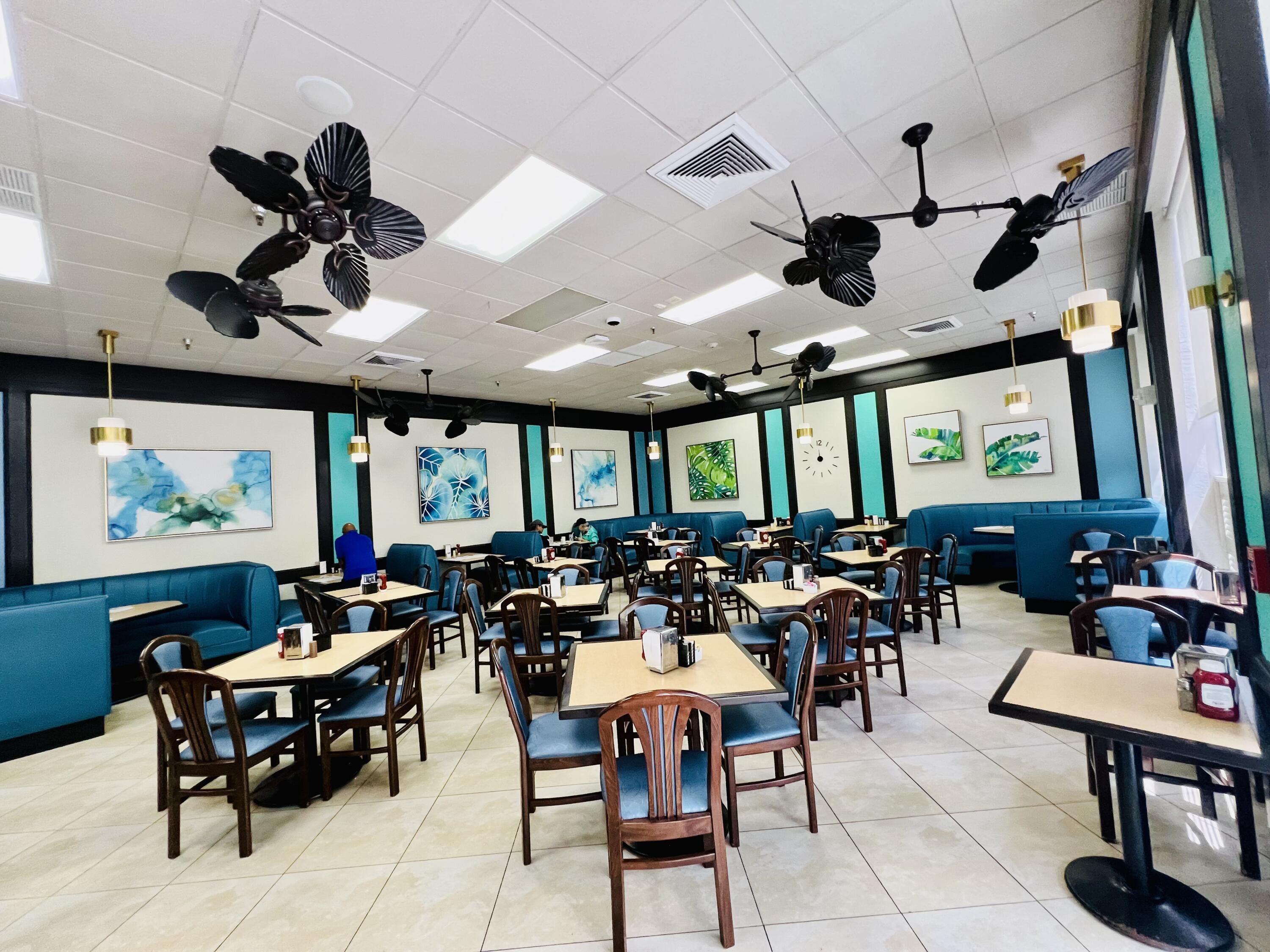 60 Normandy B Delray Beach, FL 33484 - Photo 27 of 48 Cafe