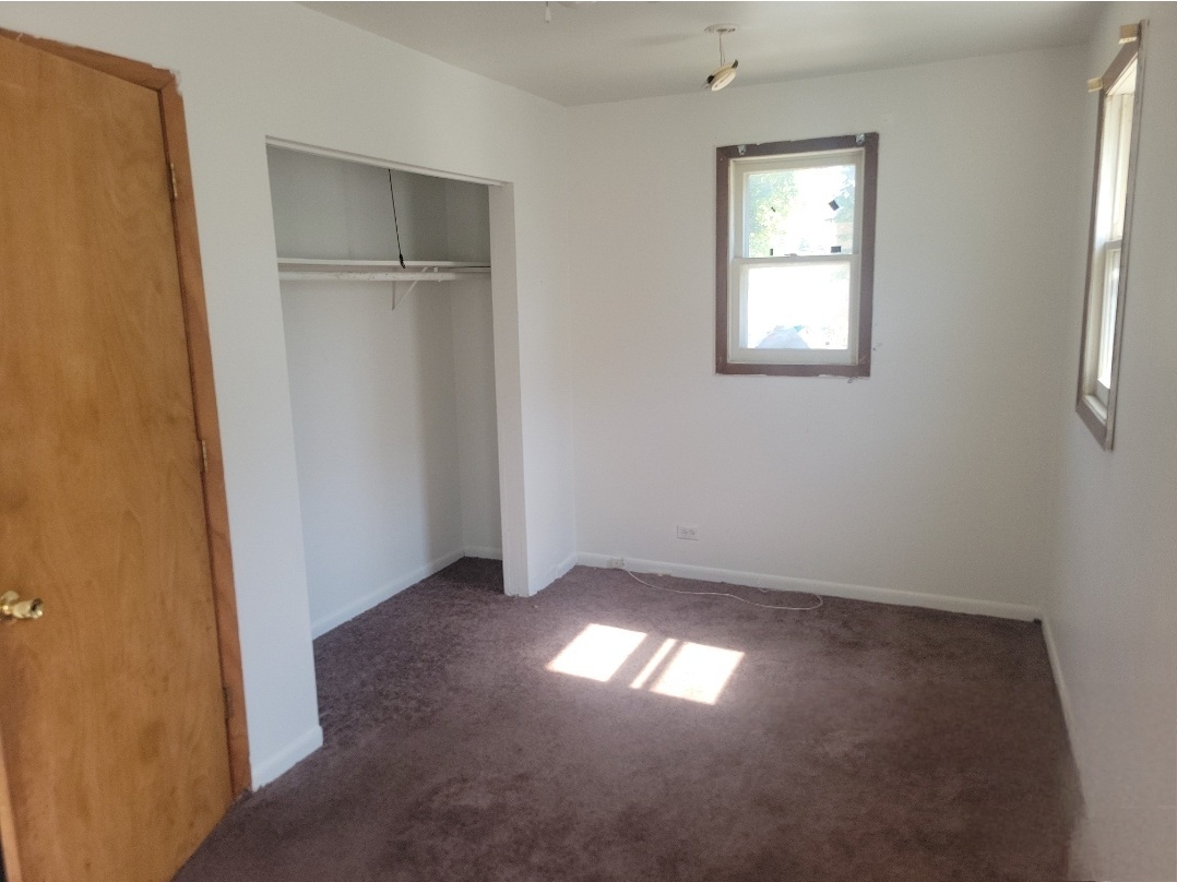 2100 14th Avenue Broadview, IL 60155 - Photo 7 of 14 a view of empty room with windows