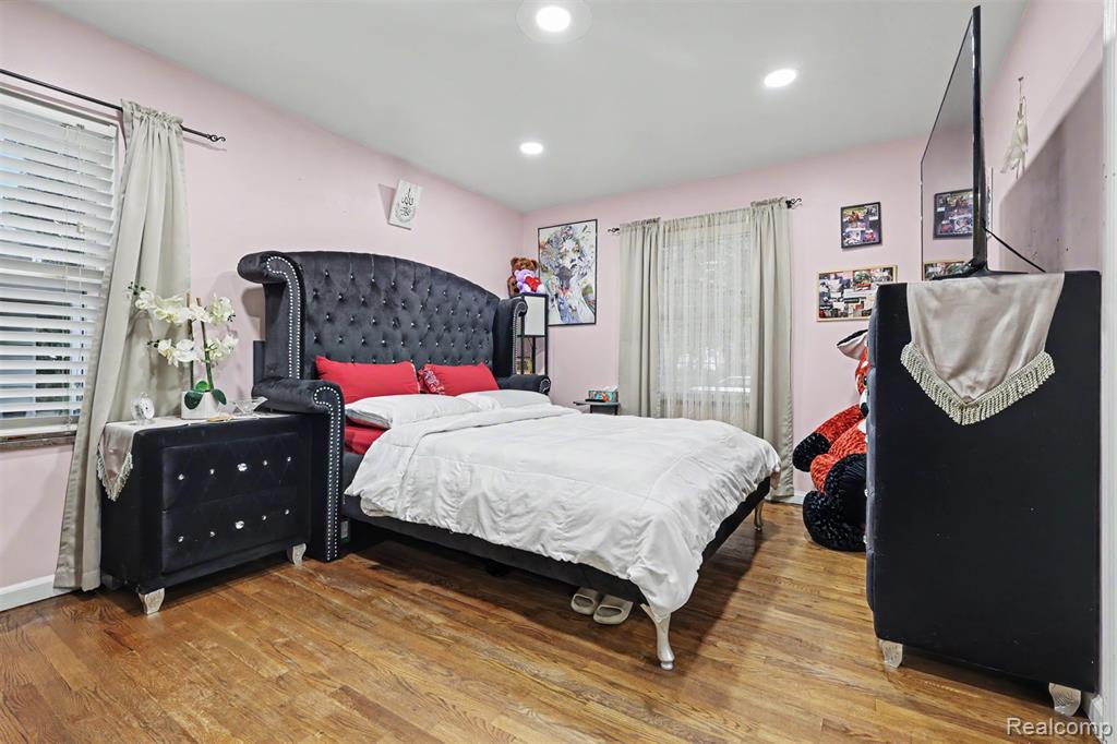 1772 North Gulley Road Dearborn, MI 48128 - Photo 15 of 30 Gallery Image 15