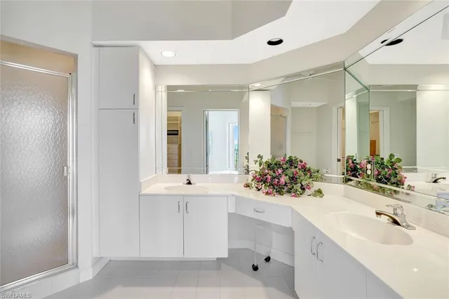 $1,100,000 | 7654 Pebble Creek Circle, Unit 5301, Naples, FL 34108