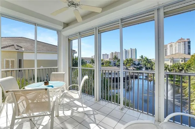 $1,100,000 | 7654 Pebble Creek Circle, Unit 5301, Naples, FL 34108