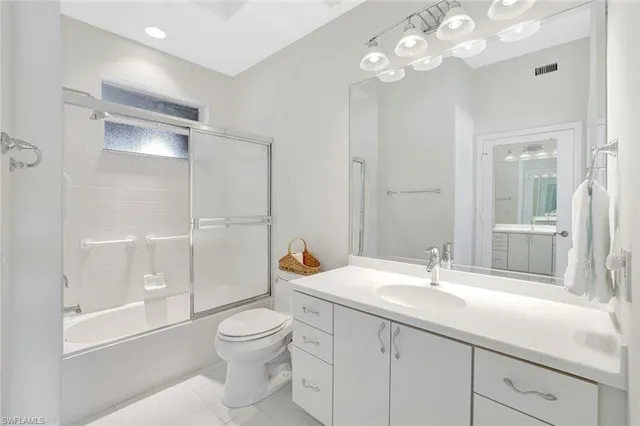 $1,100,000 | 7654 Pebble Creek Circle, Unit 5301, Naples, FL 34108