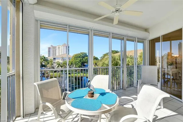 $1,100,000 | 7654 Pebble Creek Circle, Unit 5301, Naples, FL 34108
