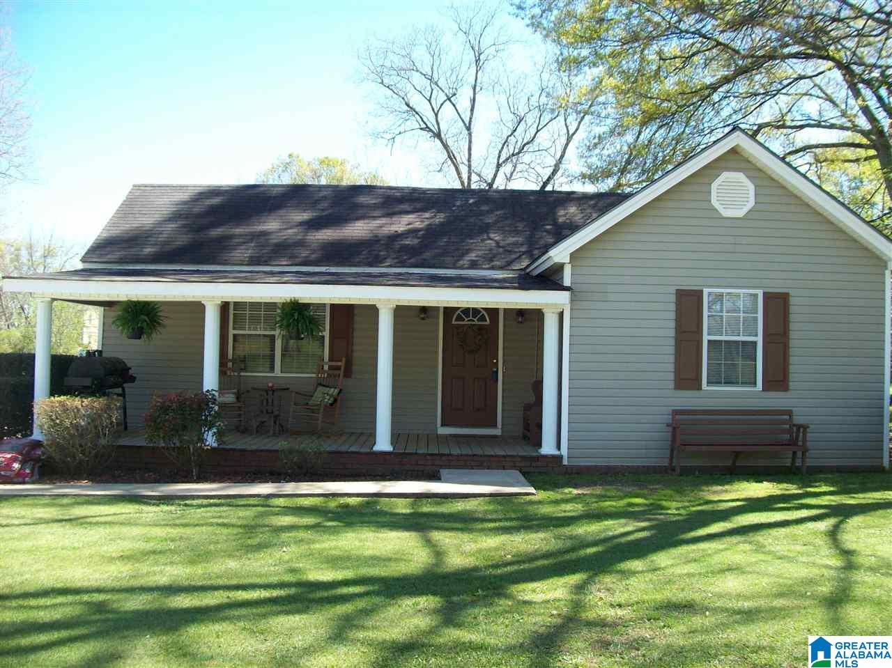562 Oxford Street Heflin, AL 36264 - Photo 2 of 23