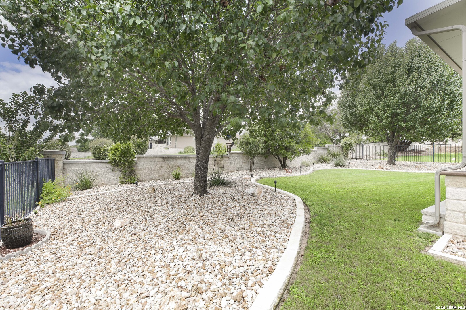 104 Emory Peak Trail Georgetown, TX 78633 - Photo 33 of 34