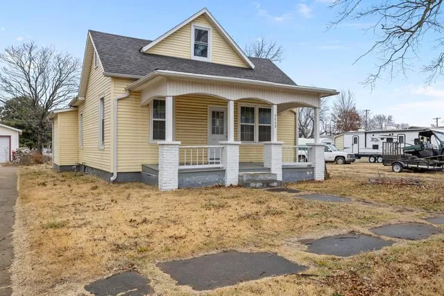 $58,000 | 1117 East 1st Street, Fort Scott, KS 66701