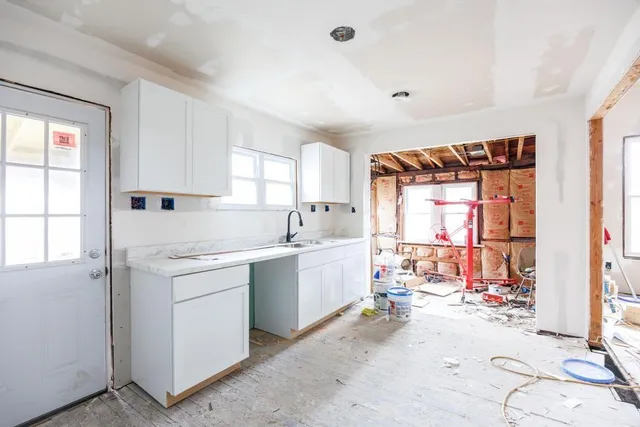 $58,000 | 1117 East 1st Street, Fort Scott, KS 66701