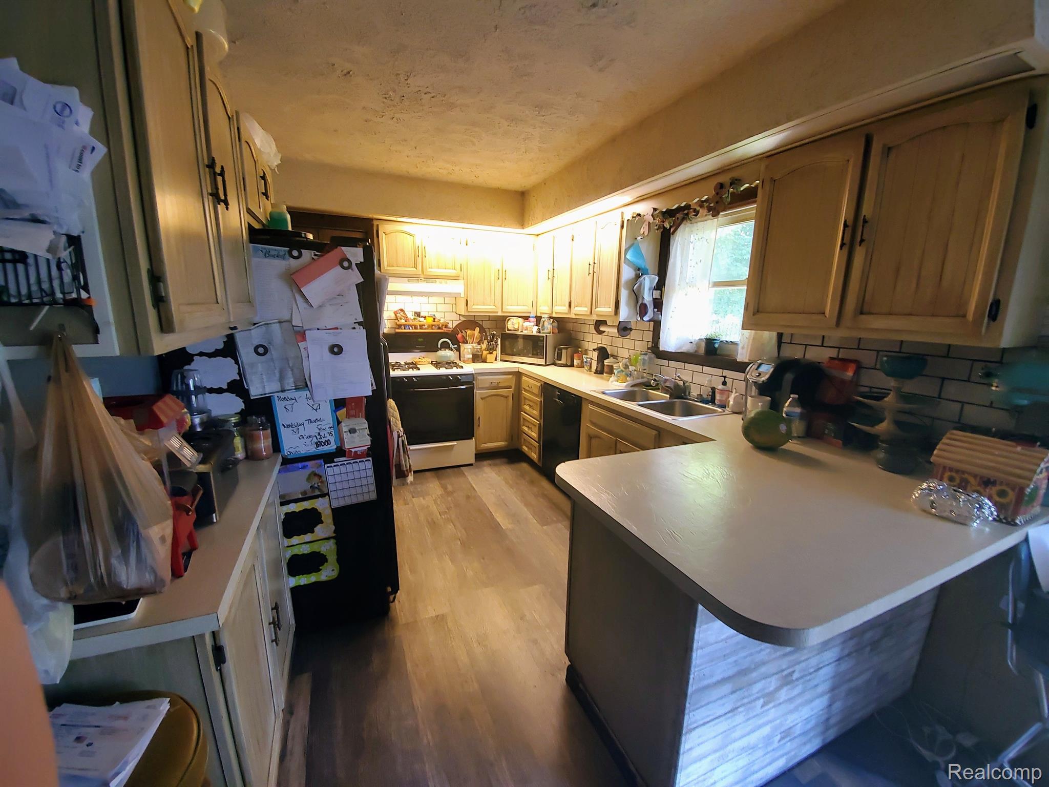 7385 Coldwater Road Flushing, MI 48433 - Photo 12 of 26 Kitchen
