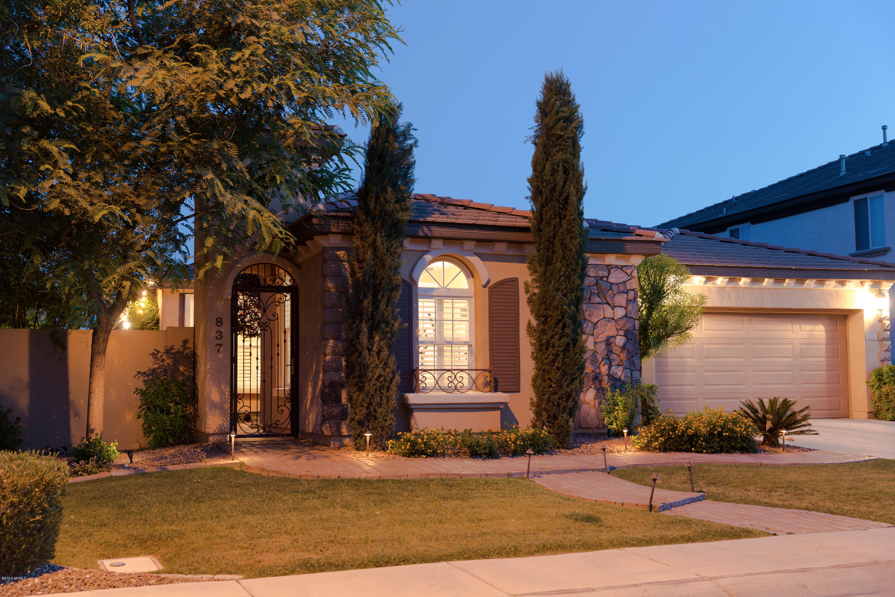 837 East Blue Ridge Way Chandler, AZ 85249 - Photo 1 of 38 20130527_5D3B_0453