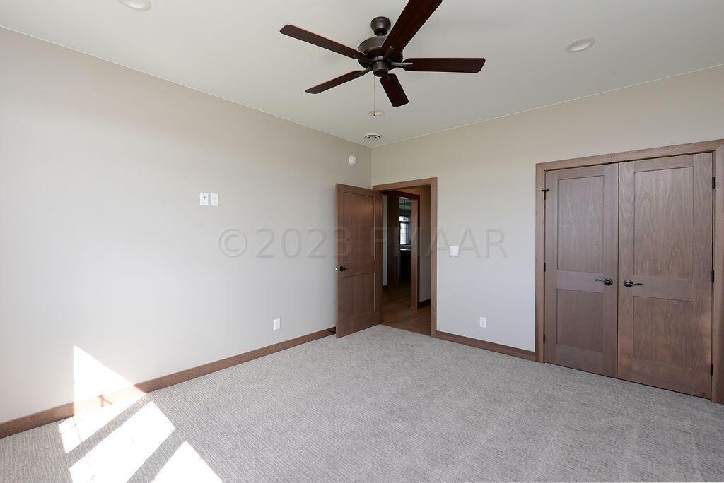 201 Emma Court Mapleton, ND 58059 - Photo 20 of 33