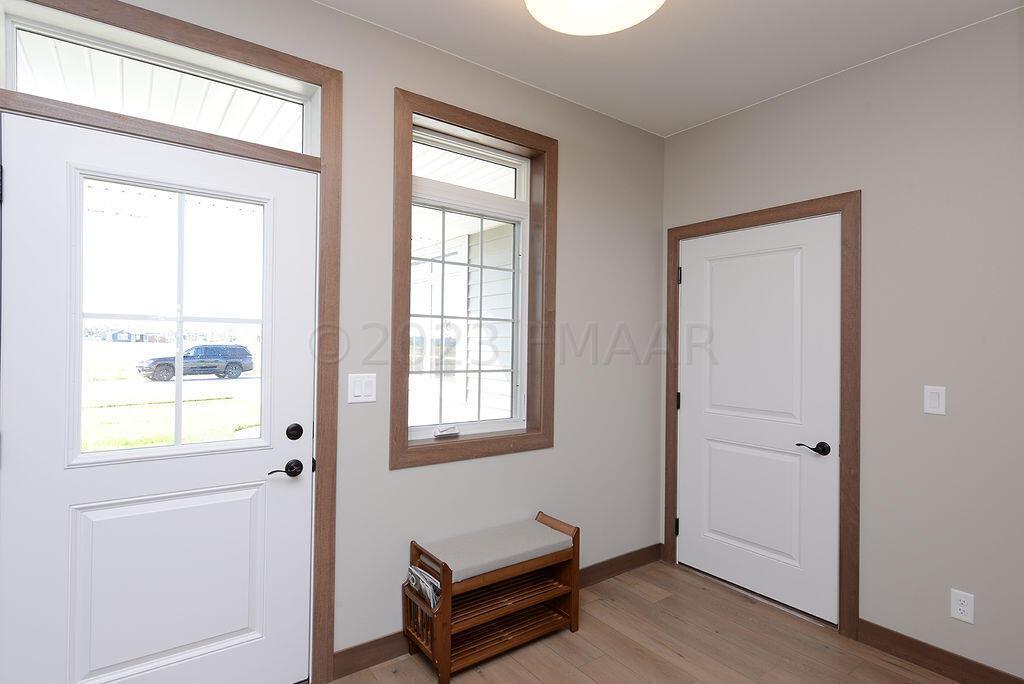 201 Emma Court Mapleton, ND 58059 - Photo 2 of 33