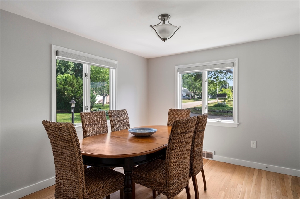 65 St Anne Road Weymouth, MA 02189 - Photo 11 of 35 Gallery Image 11