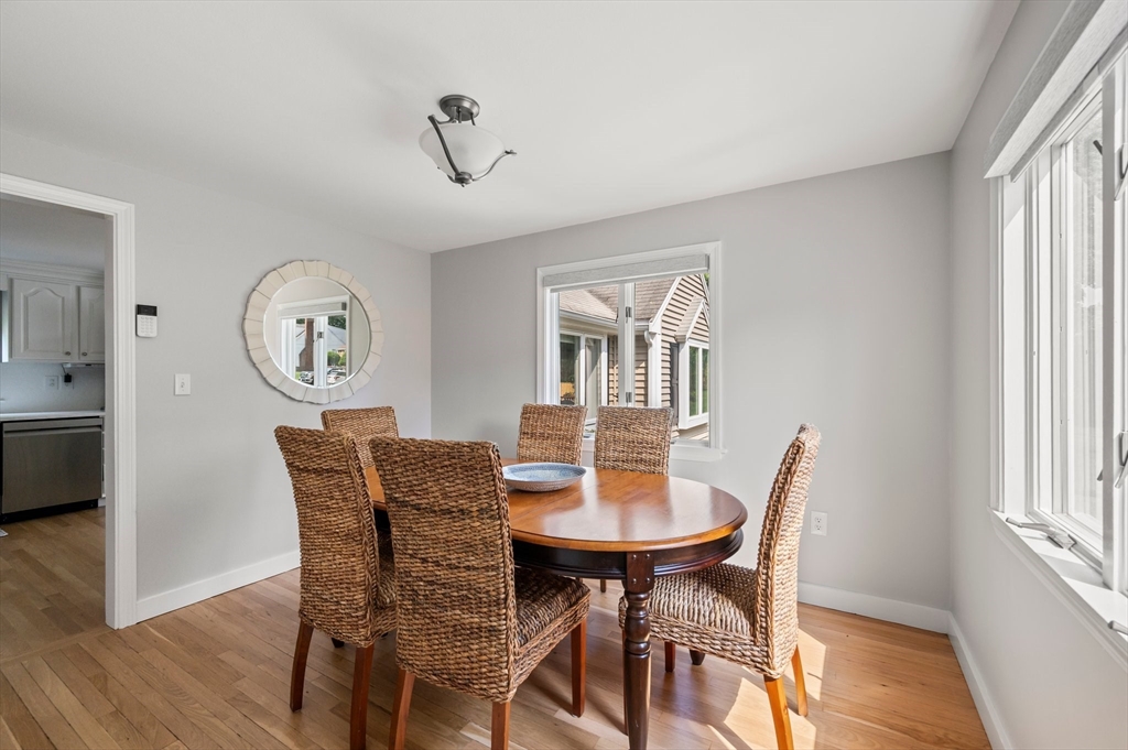 65 St Anne Road Weymouth, MA 02189 - Photo 12 of 35 Gallery Image 12