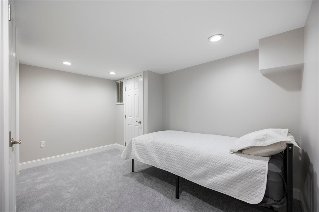 65 St Anne Road Weymouth, MA 02189 - Photo 25 of 35 Gallery Image 25