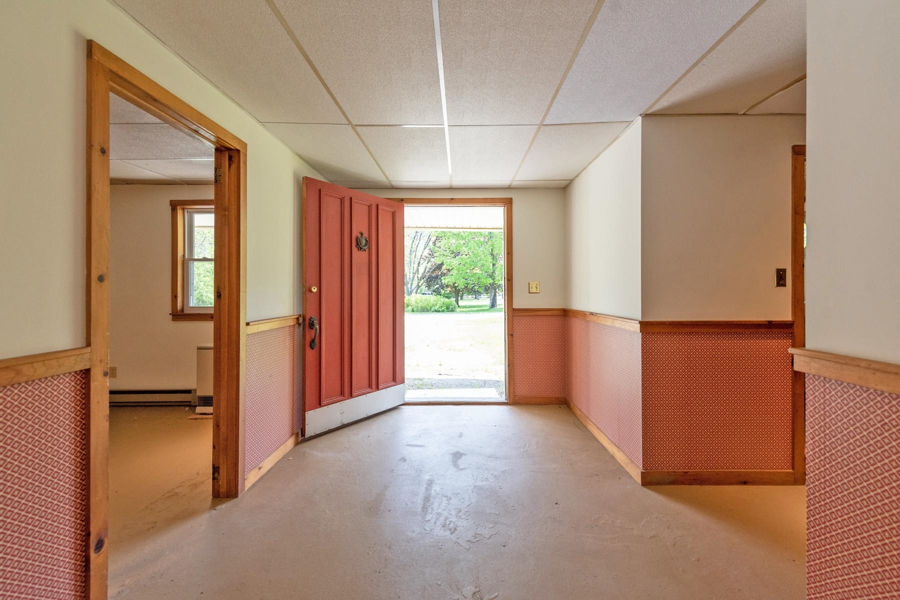 982 Highway 7 Mount Tabor, VT 05739 - Photo 28 of 40 Gallery Image 28