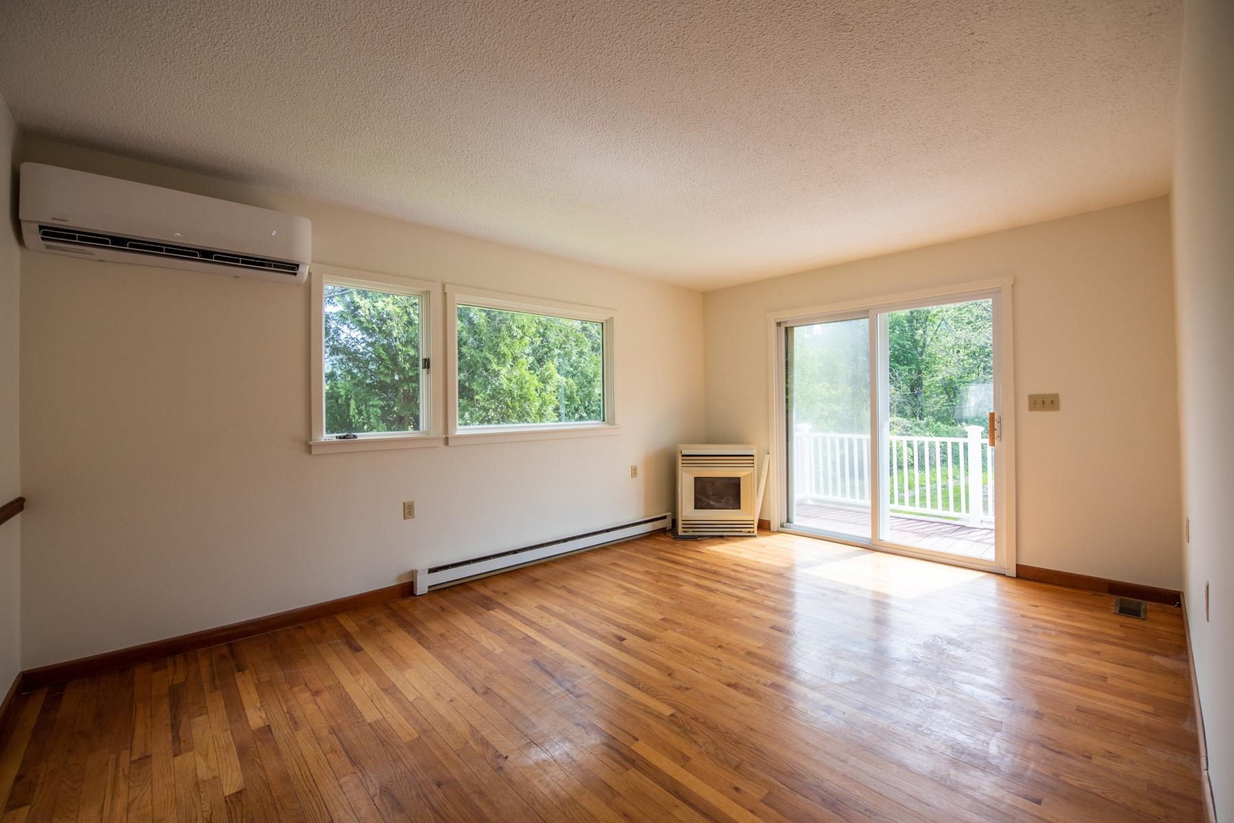982 Highway 7 Mount Tabor, VT 05739 - Photo 5 of 40 Gallery Image 5